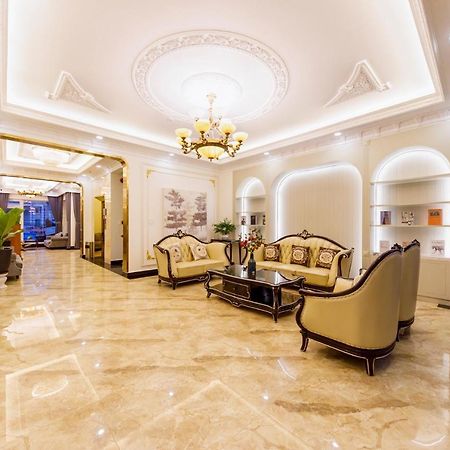 דה לאט Wisteria Hotel מראה חיצוני תמונה