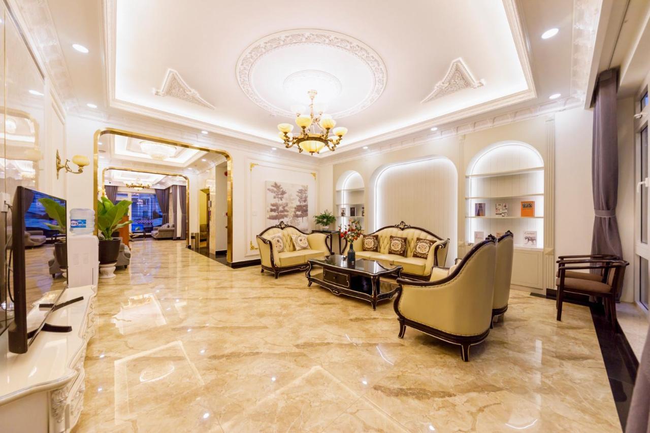 דה לאט Wisteria Hotel מראה חיצוני תמונה