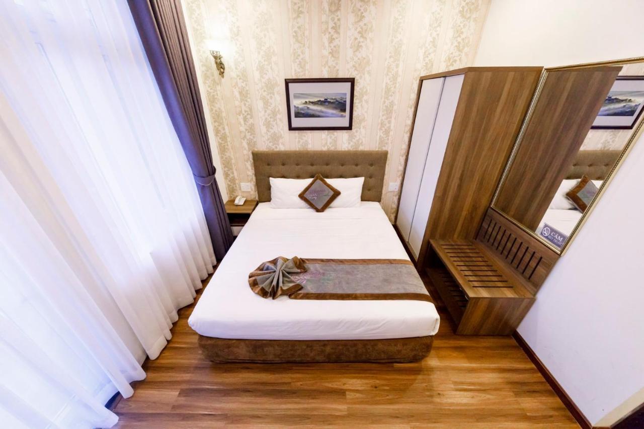 דה לאט Wisteria Hotel מראה חיצוני תמונה