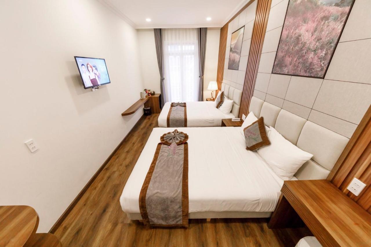 דה לאט Wisteria Hotel מראה חיצוני תמונה
